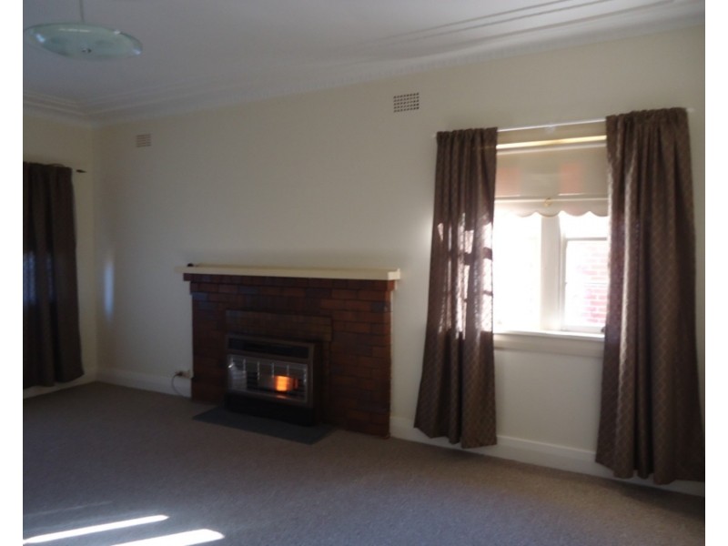 142 Nicholson Street, Goulburn NSW 2580