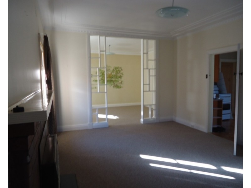 142 Nicholson Street, Goulburn NSW 2580