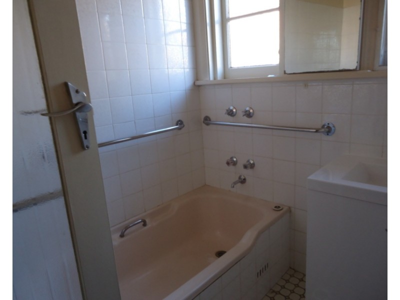 142 Nicholson Street, Goulburn NSW 2580