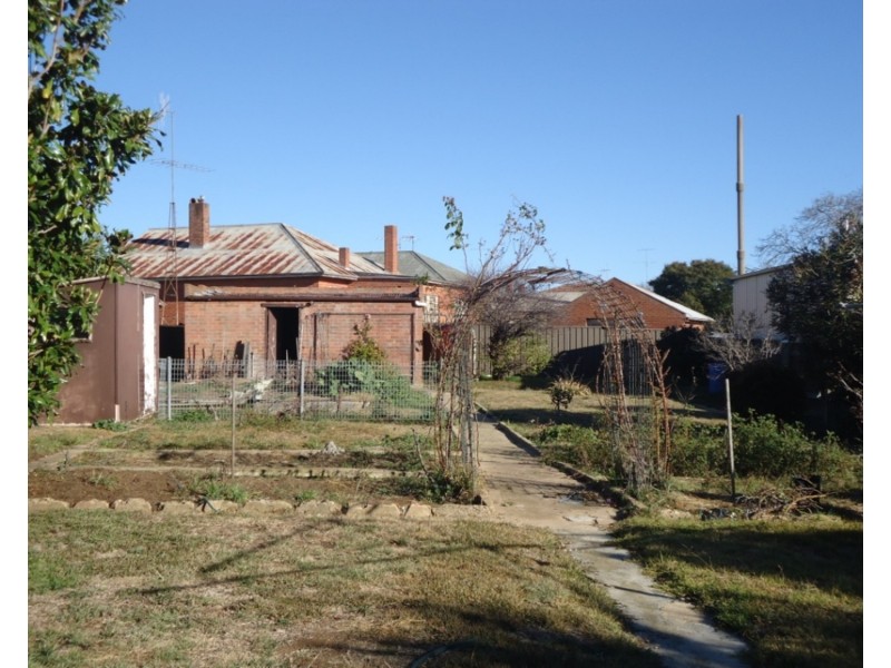 142 Nicholson Street, Goulburn NSW 2580