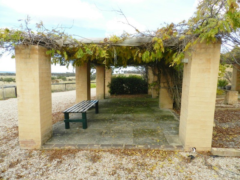 122 Oak Valley  Road, Marulan NSW 2579