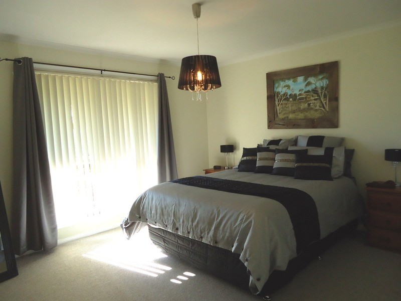 79 Wade Street, Crookwell NSW 2583