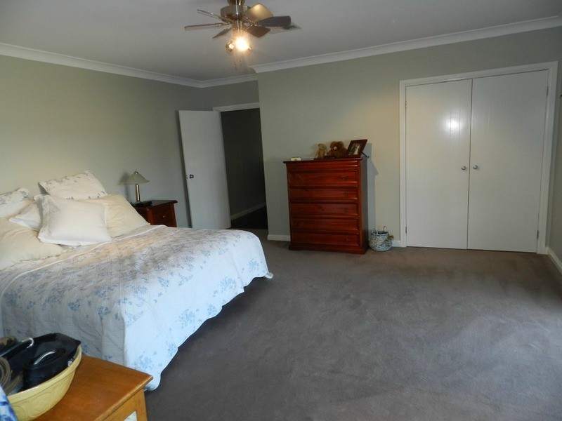 33 Ravenswood Lane, Goulburn NSW 2580