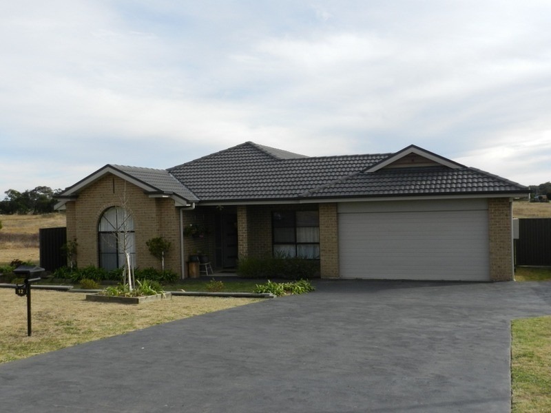 12 Stoney Creek Road, Marulan NSW 2579