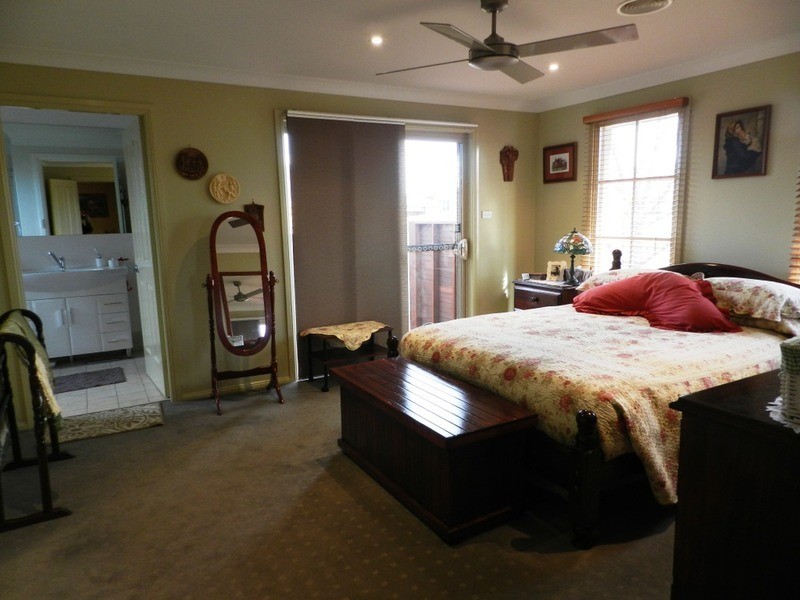 11 Clancy  Place, Goulburn NSW 2580