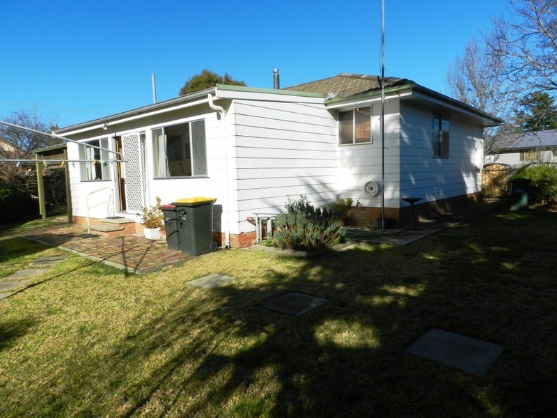 25a Buffalo Crescent, Goulburn NSW 2580