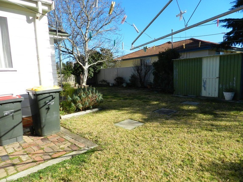 25a Buffalo Crescent, Goulburn NSW 2580