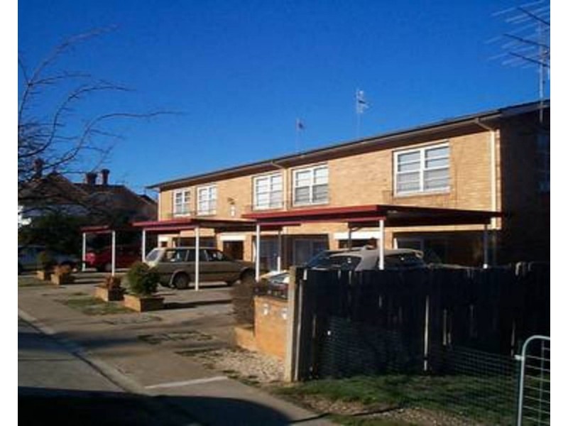 6/137 Cowper Street, Goulburn NSW 2580