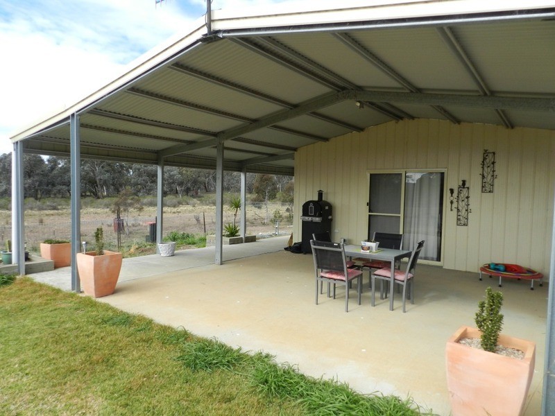 702 Carrick  Road, Towrang NSW 2580