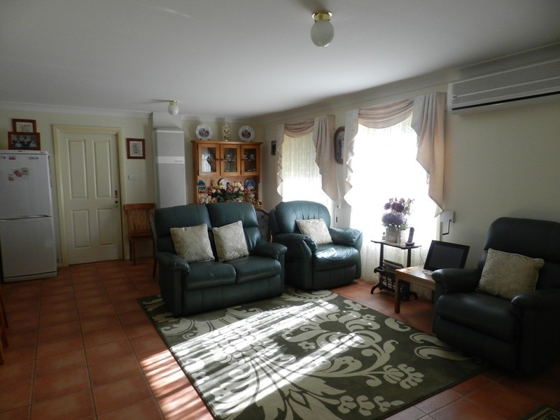 4 Amber Court, Goulburn NSW 2580