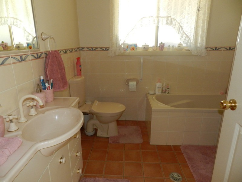 4 Amber Court, Goulburn NSW 2580