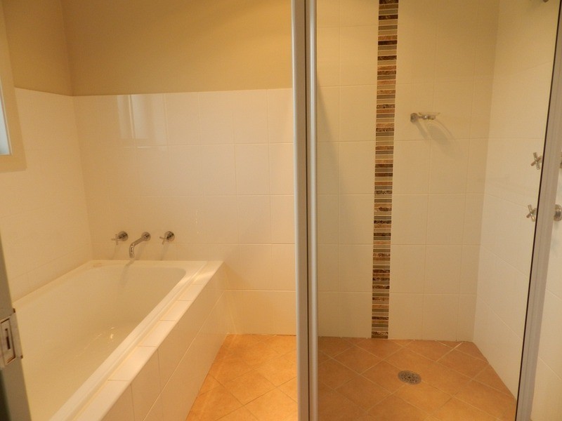 37 McGuire Drive, Goulburn NSW 2580