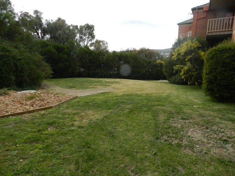 2/33 Ottiwell Street, Goulburn NSW 2580