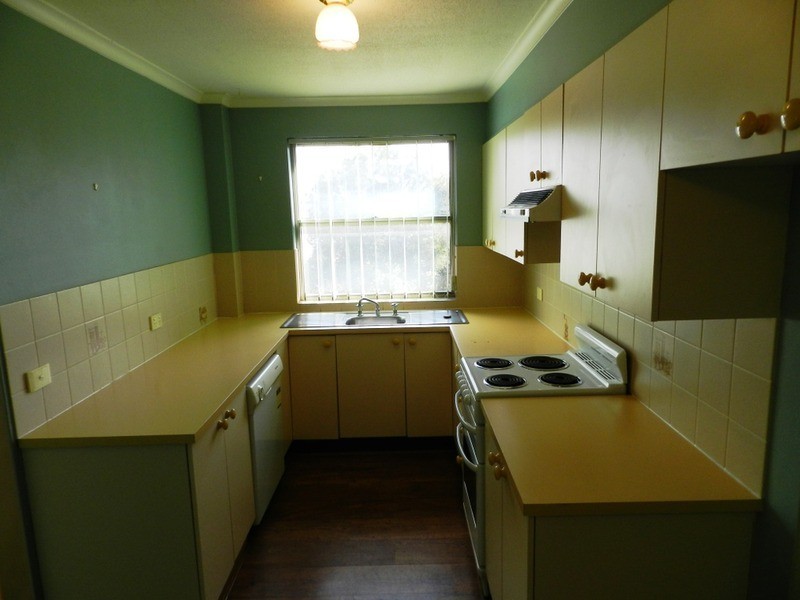 2/33 Ottiwell Street, Goulburn NSW 2580