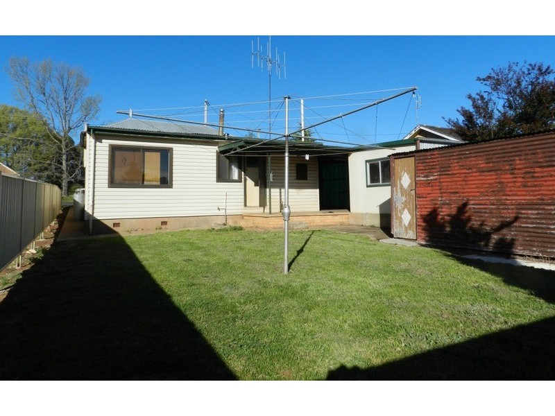 16 Denison Street, Crookwell NSW 2583