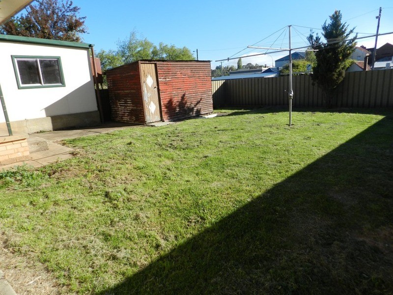 16 Denison Street, Crookwell NSW 2583