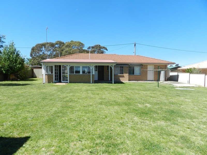 27 Loseby  Avenue, Marulan NSW 2579