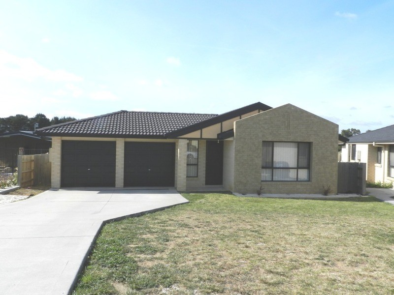 10 Cahill Place, Goulburn NSW 2580