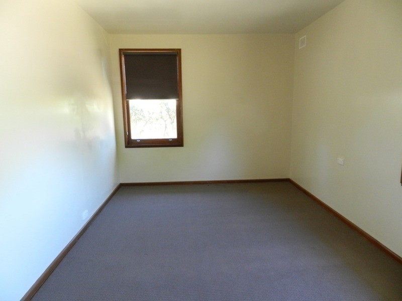 13 Caoura  Crescent, Goulburn NSW 2580