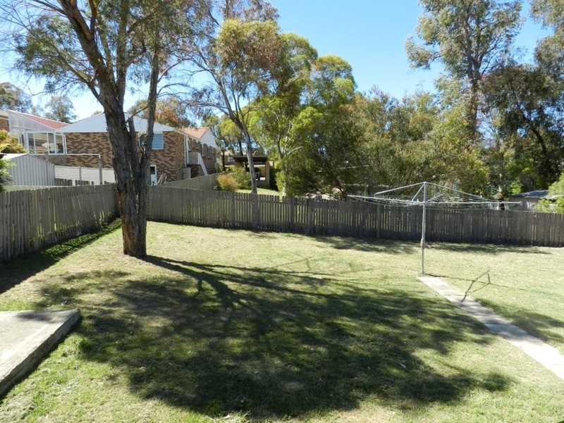 13 Caoura  Crescent, Goulburn NSW 2580