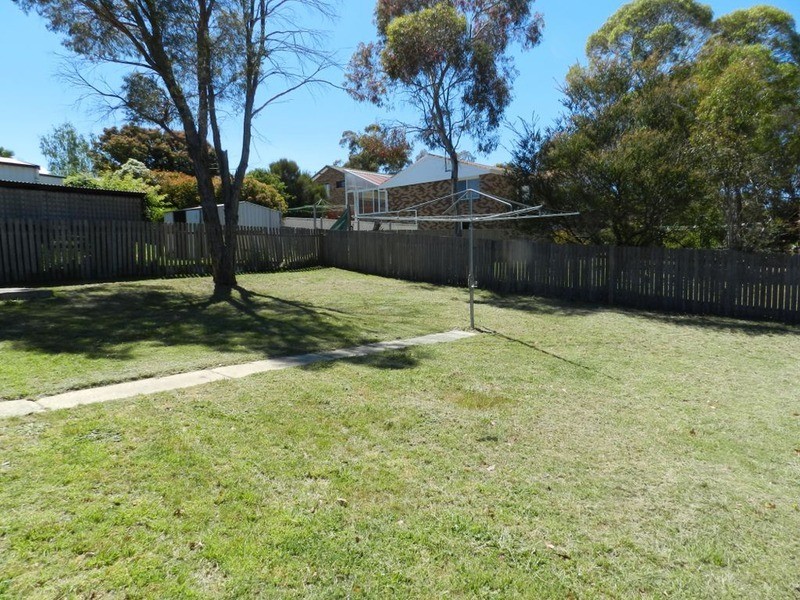 13 Caoura  Crescent, Goulburn NSW 2580