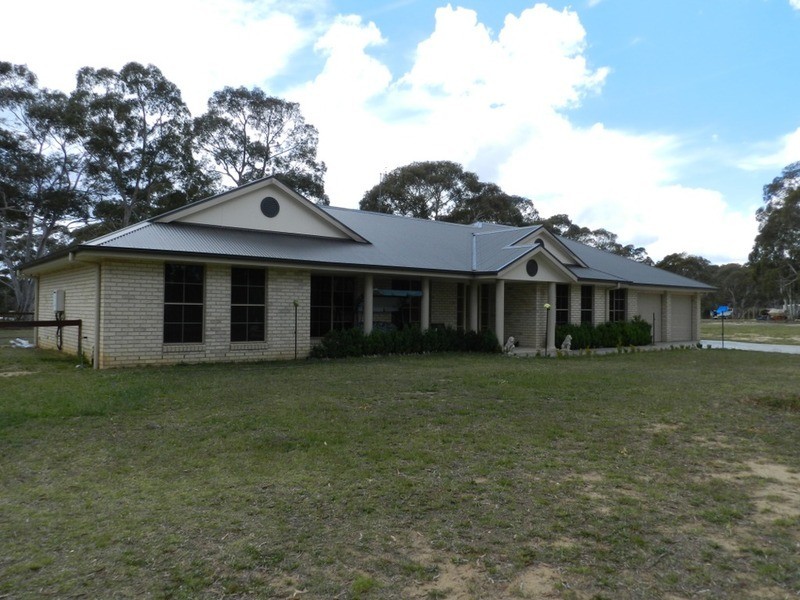 60 Scribbly Gum Avenue, Tallong NSW 2579