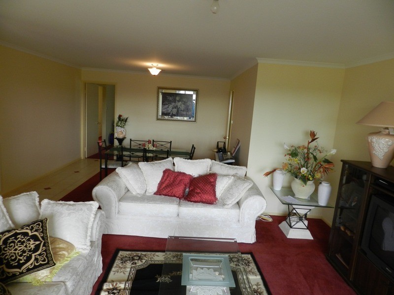 5 Dimitri Street, Goulburn NSW 2580