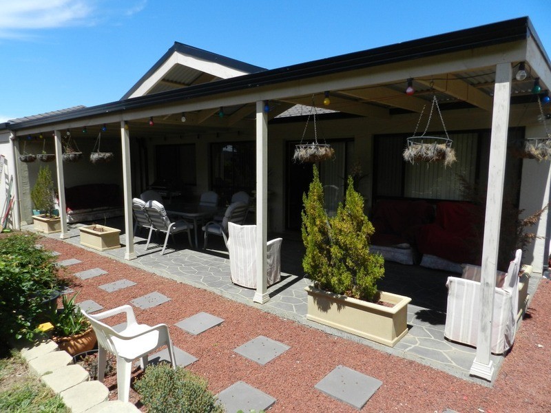 5 Dimitri Street, Goulburn NSW 2580