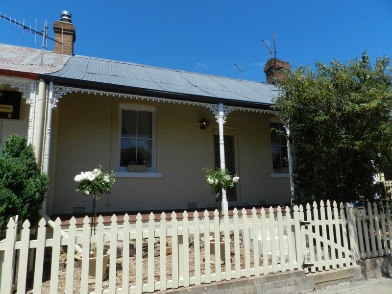 6 Australia Street, Goulburn NSW 2580