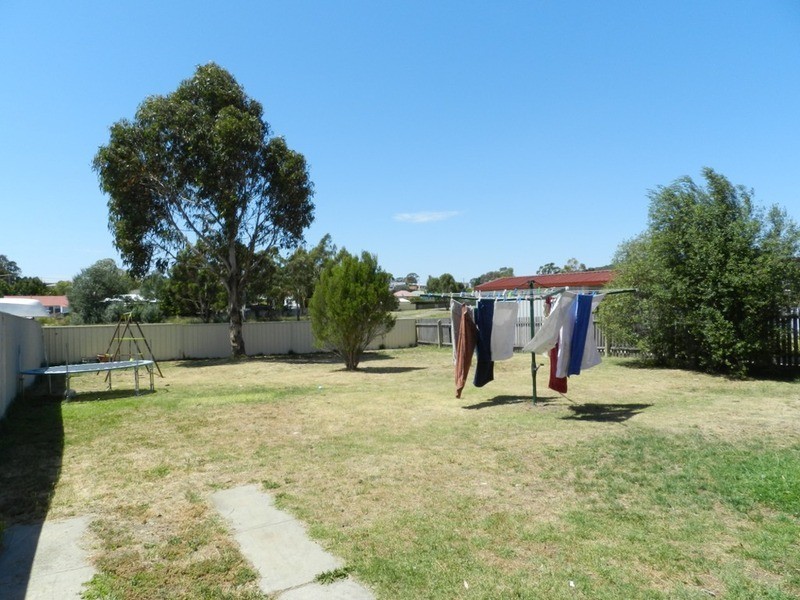 87 Hume  Street, Goulburn NSW 2580
