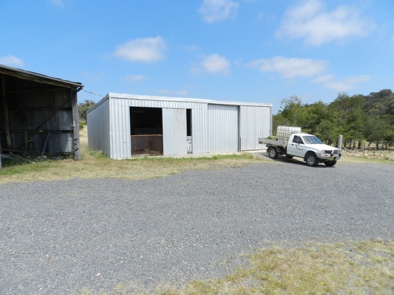 121 Oak Valley Road, Marulan NSW 2579