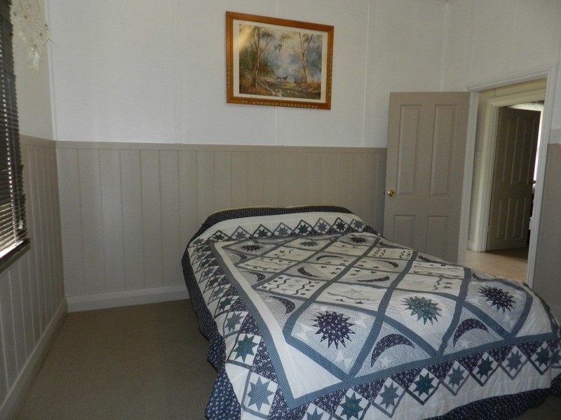 27 Wolseley  Road, Crookwell NSW 2583