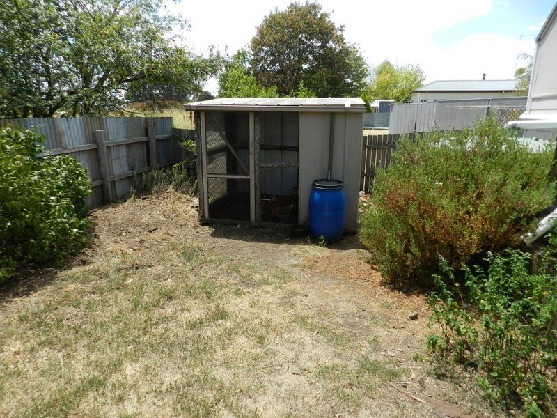 27 Wolseley  Road, Crookwell NSW 2583