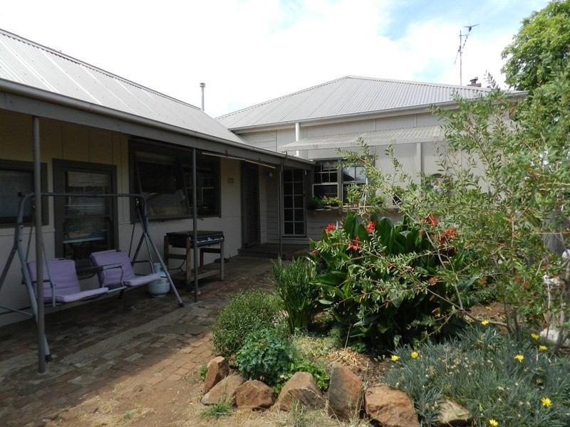 27 Wolseley  Road, Crookwell NSW 2583