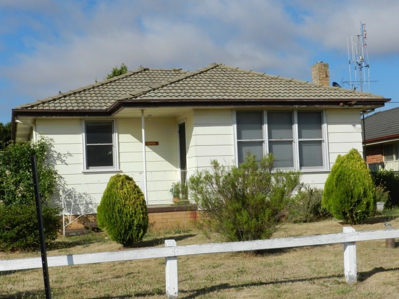 87 Wade  Street, Crookwell NSW 2583