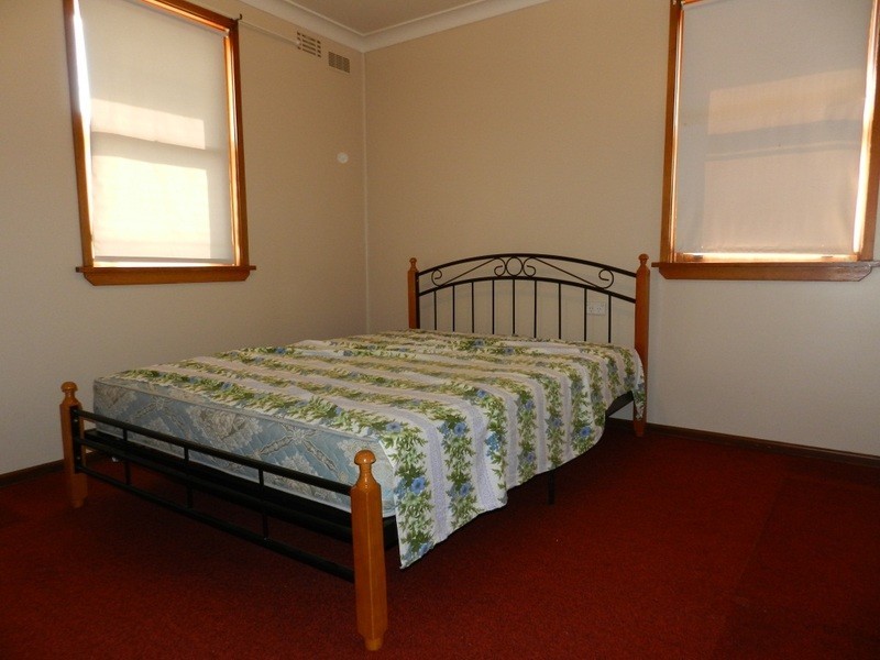 87 Wade  Street, Crookwell NSW 2583