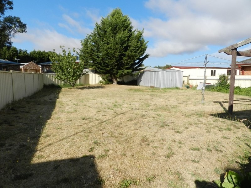 87 Wade  Street, Crookwell NSW 2583