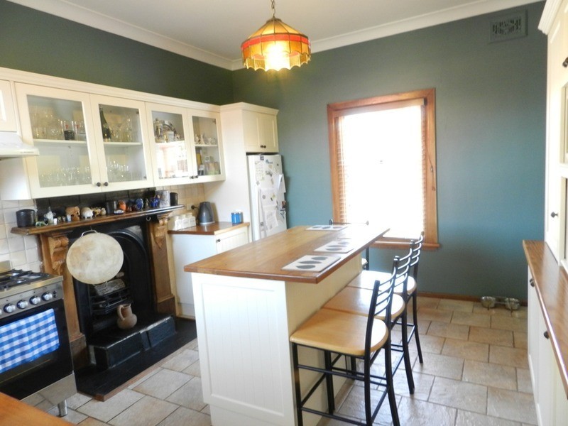 5 Lower Sterne Street, Goulburn NSW 2580