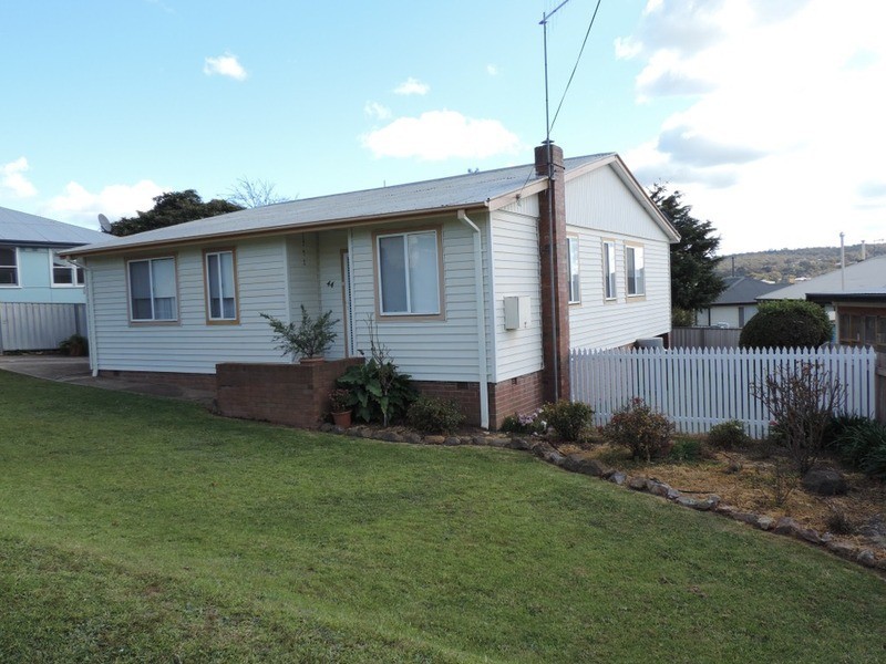 44 Hovell Street, Goulburn NSW 2580