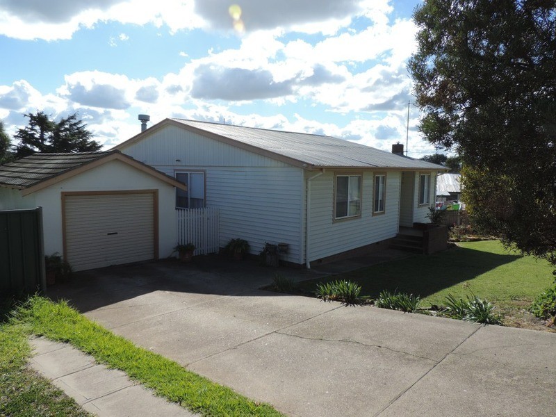 44 Hovell Street, Goulburn NSW 2580