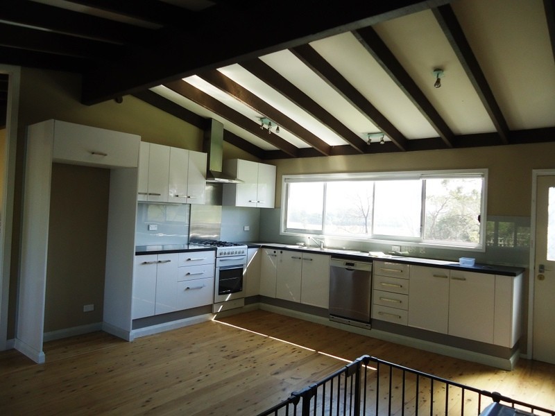 11 Camp Street, Grabben Gullen NSW 2583