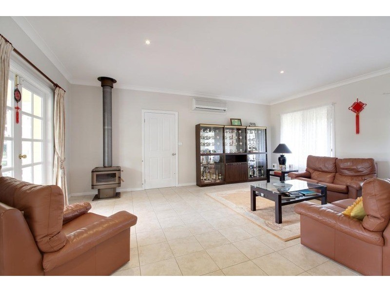 19 Railway Parade, Wingello NSW 2579