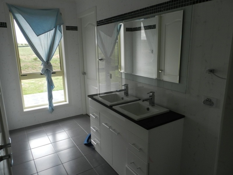 22 Meadow Lane, Goulburn NSW 2580