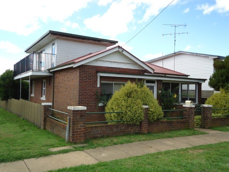 65 Spring Street, Crookwell NSW 2583