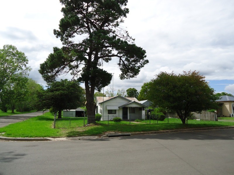 13 Austin Street, Marulan NSW 2579