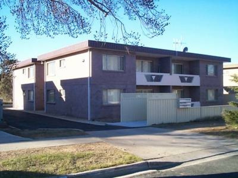 6/4B Albion Street, Goulburn NSW 2580