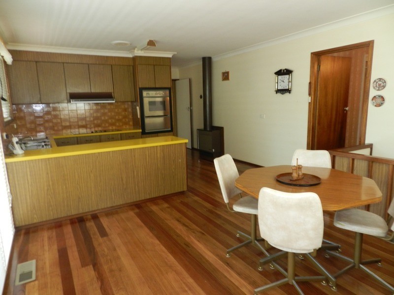 8 Hoddle Avenue, Goulburn NSW 2580