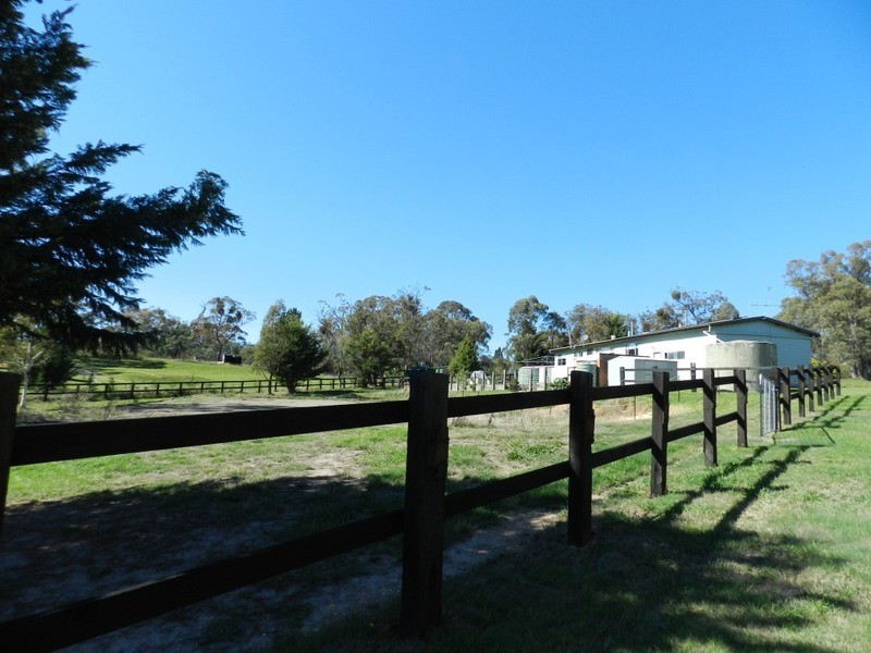 11 Camp Street, Grabben Gullen NSW 2583