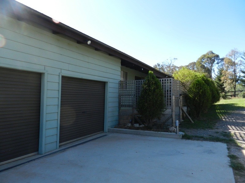 11 Camp Street, Grabben Gullen NSW 2583