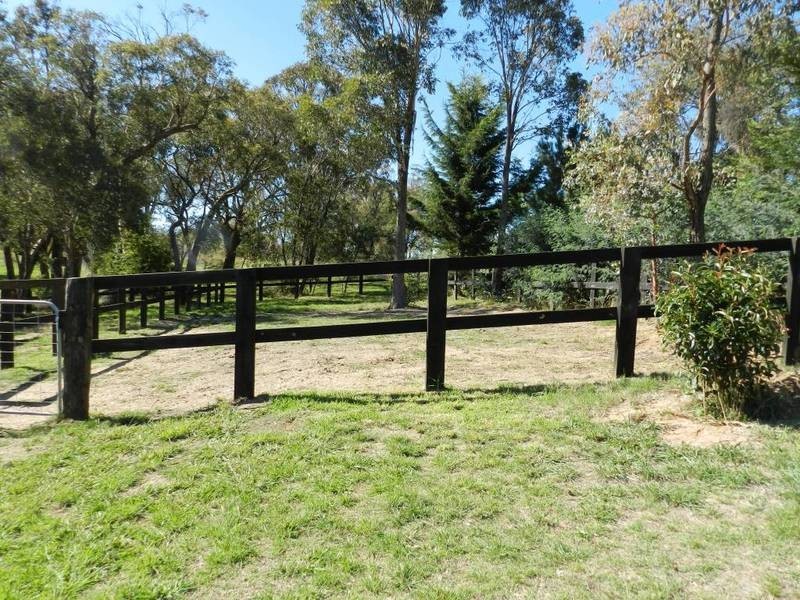 11 Camp Street, Grabben Gullen NSW 2583